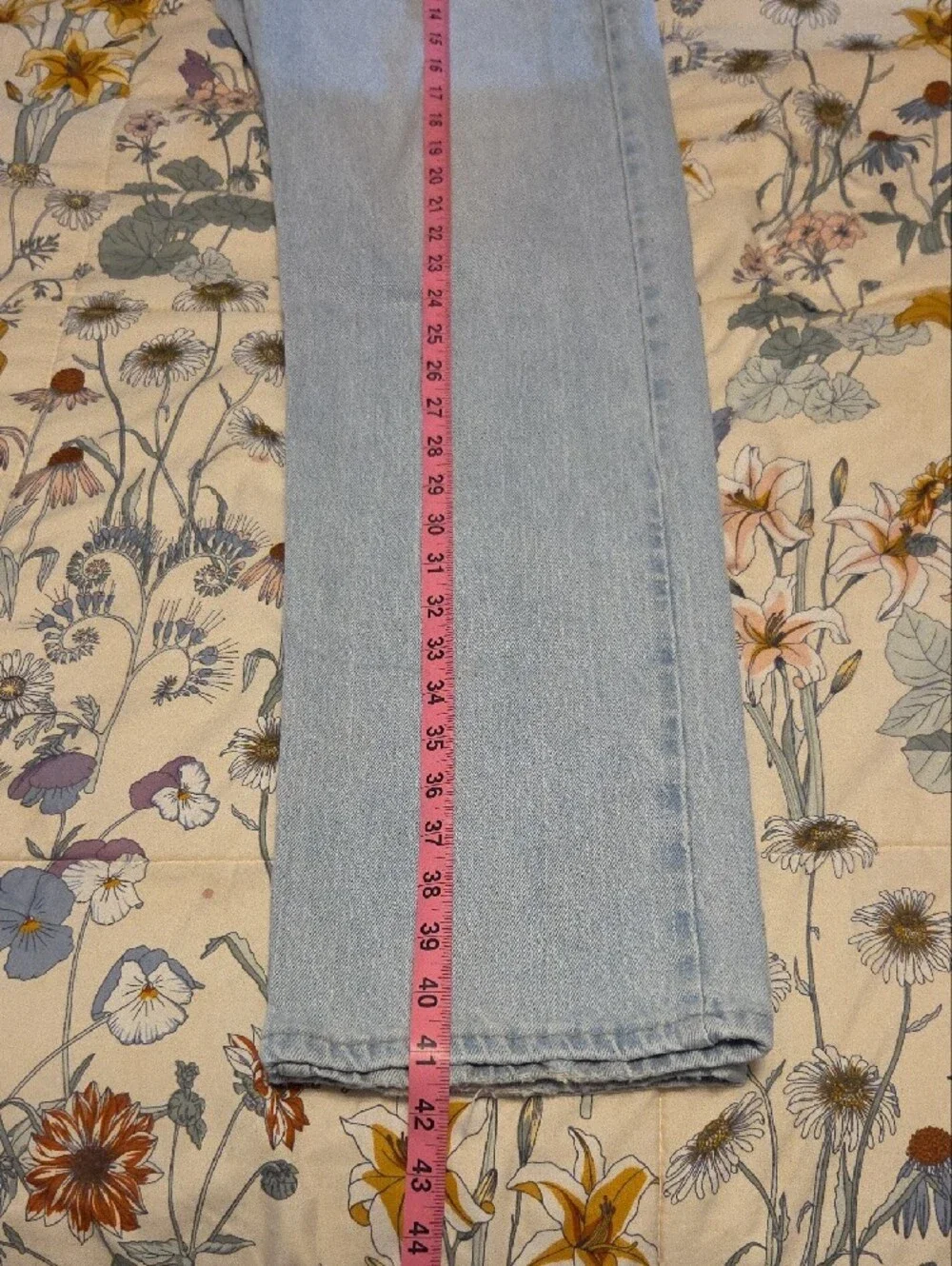 Wrangler Pale Blue Straight Leg Men's Jeans